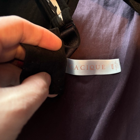 Floral Black and Pink Bra - Picture 3 of 3